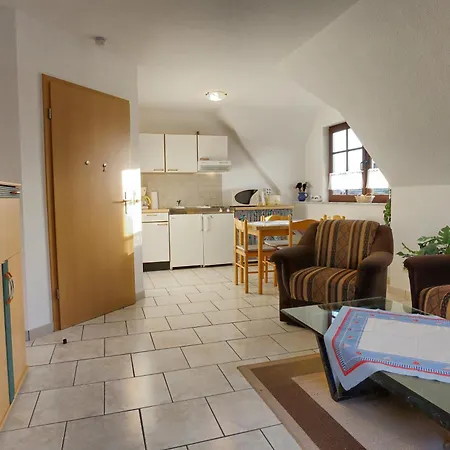 Zaehler, Brunhilde Lägenhet Zingst