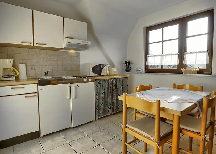 Appartement Zaehler, Brunhilde